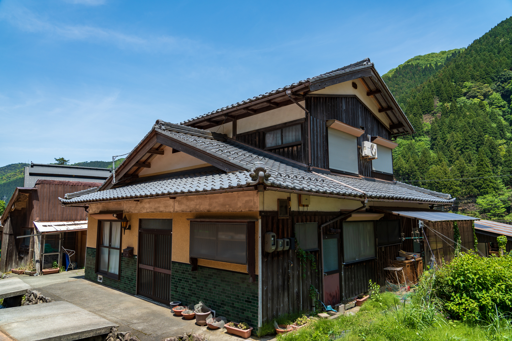 再建築不可や共有名義・事故物件を含む訳あり物件への対応実績